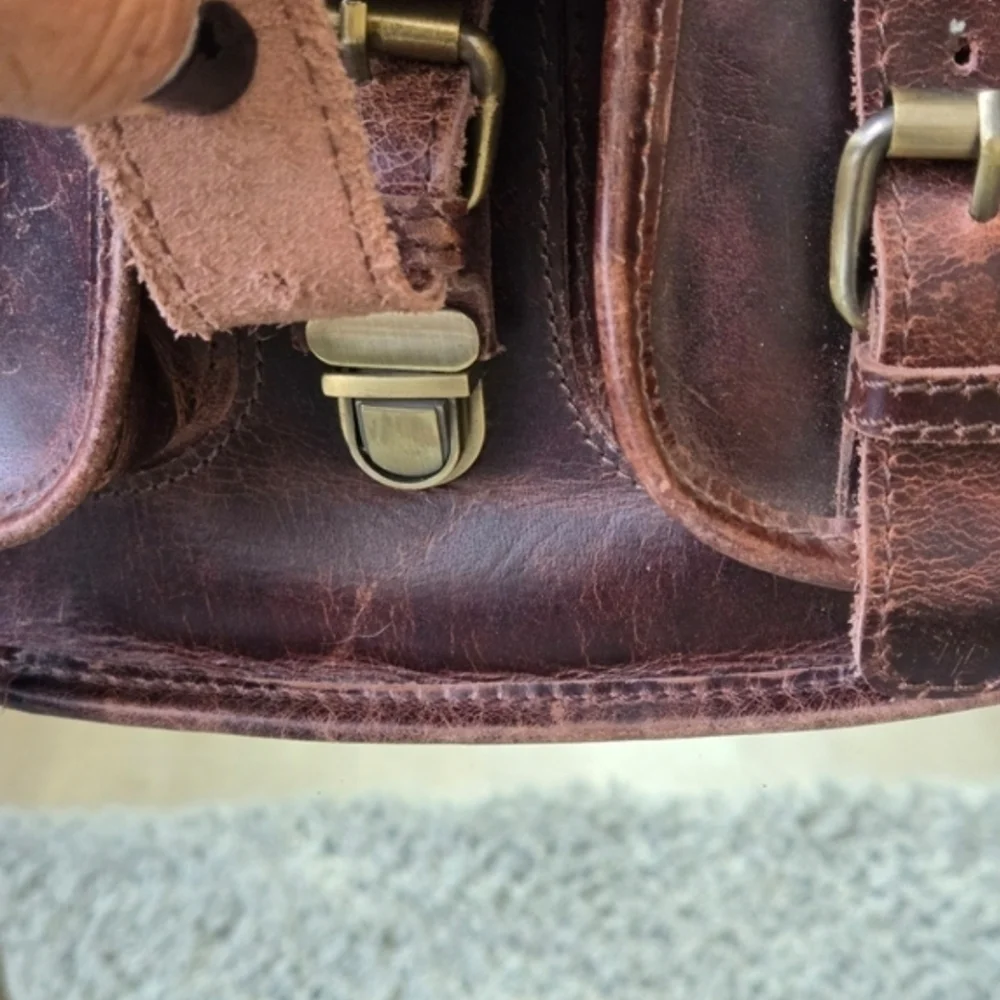Western Rugged Distressed Grunge Brown Leather Boho Cowboy Messenger Utility Bag
